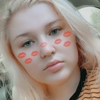 blondieblueyes Profile Picture