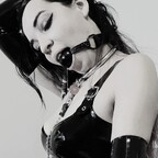 lilithinlatex Profile Picture