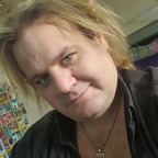 robbielovesalot Profile Picture